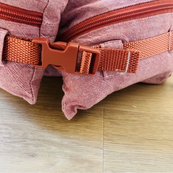 Dockatot Deluxe Plus 0-8 Months with Case Ginger Chambray - Picture 5 of 11